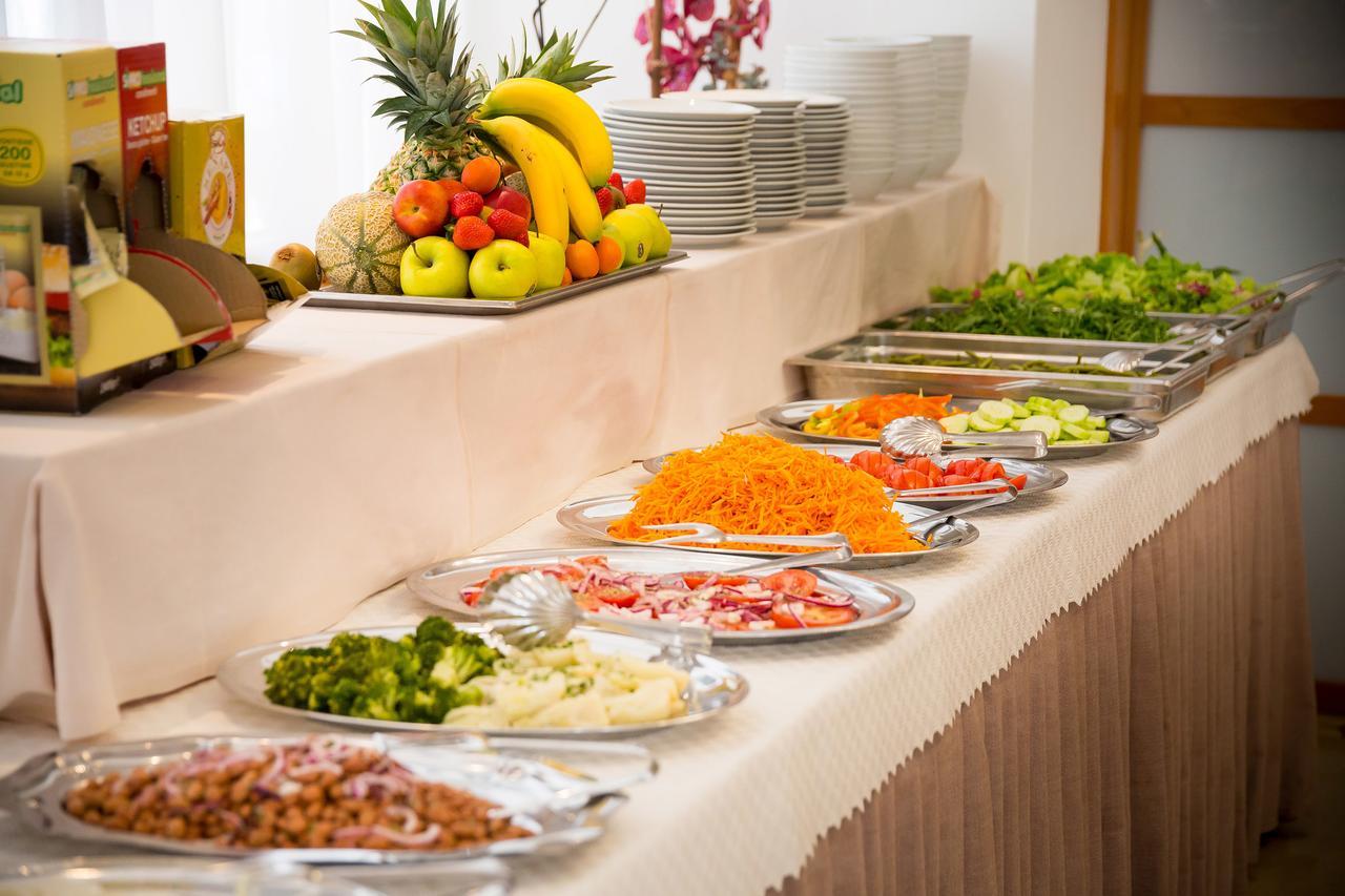 קאורלה Hotel Augusta מראה חיצוני תמונה