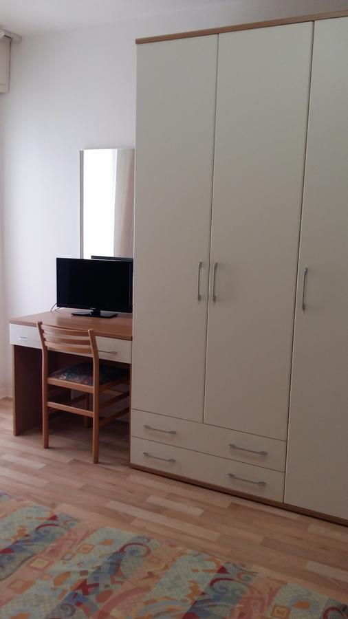 קאורלה Hotel Augusta מראה חיצוני תמונה